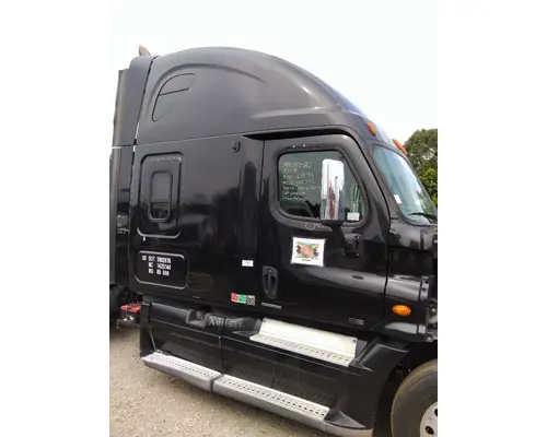 Cab FREIGHTLINER CASCADIA 125 LKQ Evans Heavy Truck Parts