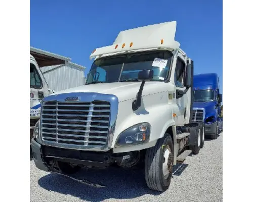 Cab FREIGHTLINER CASCADIA 125 LKQ Geiger Truck Parts
