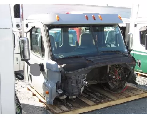 Cab FREIGHTLINER CASCADIA 125 LKQ Heavy Truck Maryland