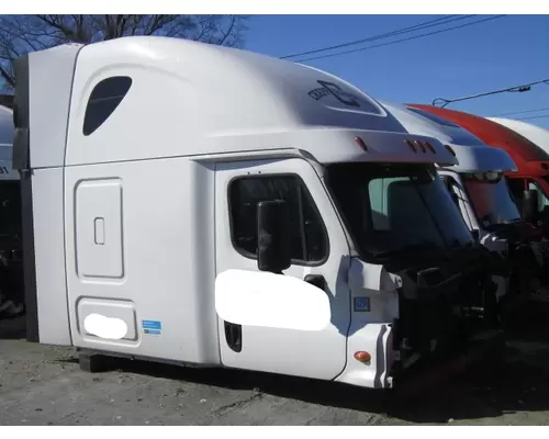 Cab FREIGHTLINER CASCADIA 125 LKQ Heavy Truck Maryland