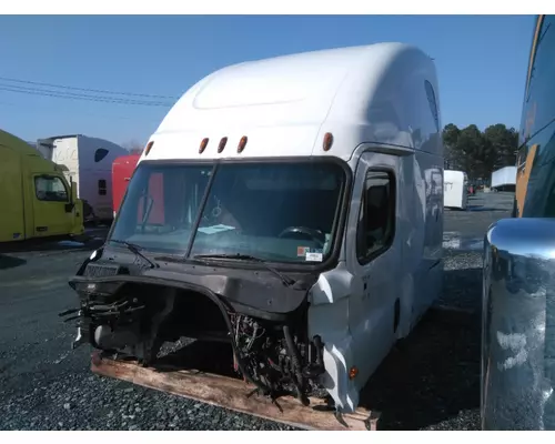 Cab FREIGHTLINER CASCADIA 125 LKQ Heavy Truck Maryland