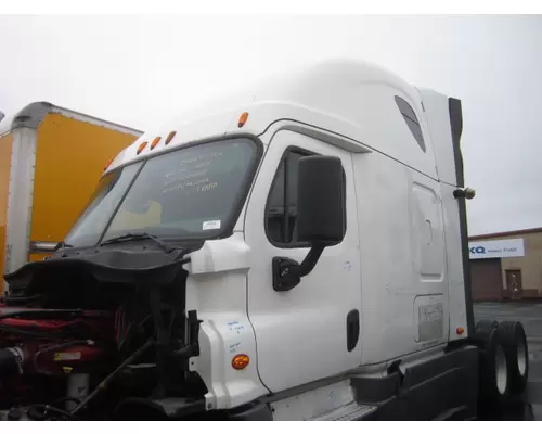 Cab FREIGHTLINER CASCADIA 125 LKQ Heavy Truck Maryland