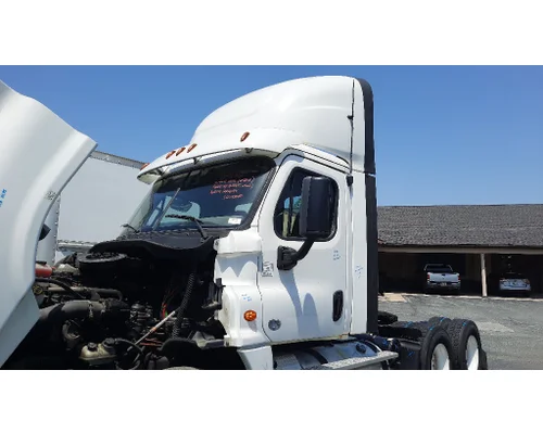 Cab FREIGHTLINER CASCADIA 125 LKQ Heavy Truck Maryland