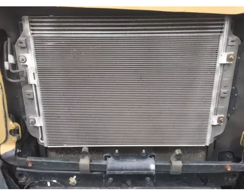 Freightliner Cascadia 125 Charge Air Cooler (ATAAC)
