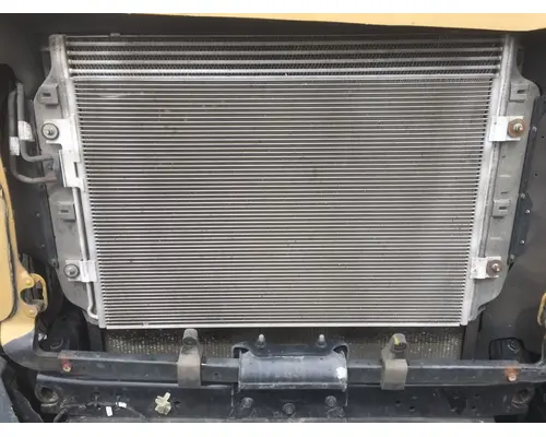 Freightliner Cascadia 125 Charge Air Cooler (ATAAC)