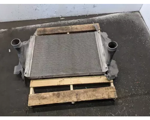 Freightliner Cascadia 125 Charge Air Cooler (ATAAC)