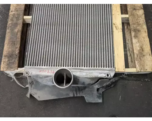 Freightliner Cascadia 125 Charge Air Cooler (ATAAC)