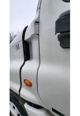 Freightliner Cascadia 125 Cowl