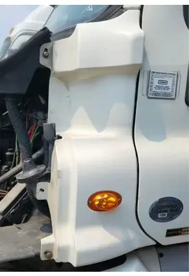Freightliner Cascadia 125 Cowl