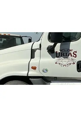 Freightliner Cascadia 125 Cowl