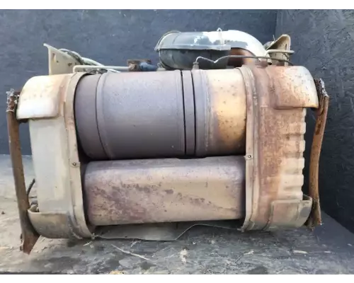 Freightliner Cascadia 125 DPF (Diesel Particulate Filter)