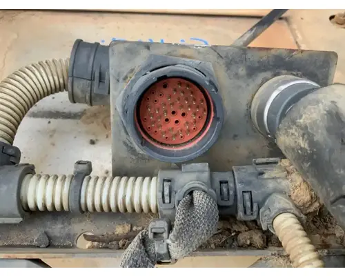 Freightliner Cascadia 125 DPF (Diesel Particulate Filter)