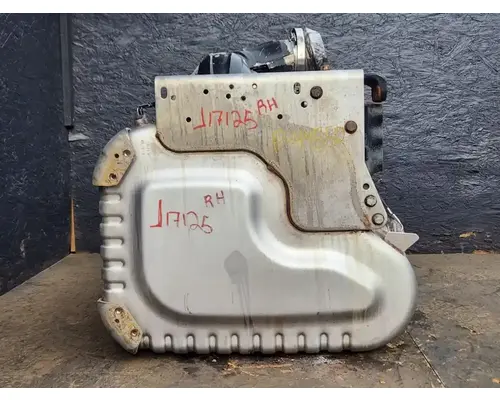 Freightliner Cascadia 125 DPF (Diesel Particulate Filter)