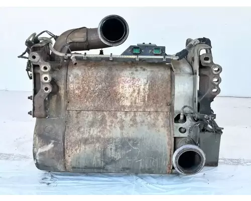 Freightliner Cascadia 125 DPF (Diesel Particulate Filter)