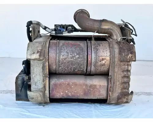 Freightliner Cascadia 125 DPF (Diesel Particulate Filter)