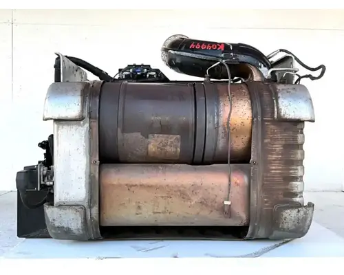 Freightliner Cascadia 125 DPF (Diesel Particulate Filter)