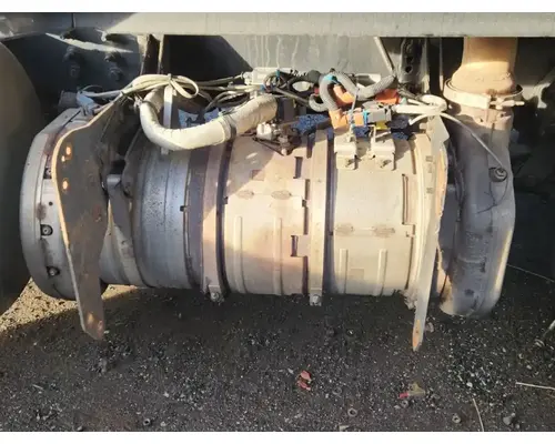 Freightliner Cascadia 125 DPF (Diesel Particulate Filter)