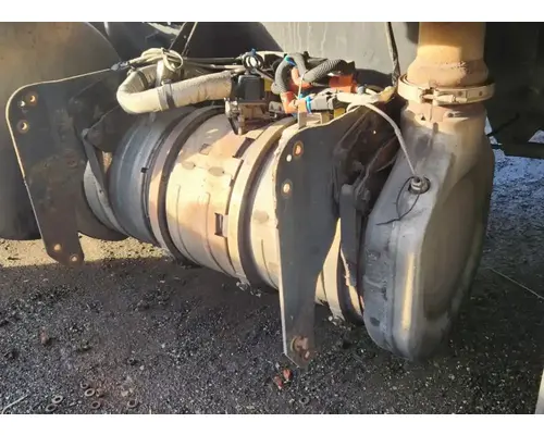 Freightliner Cascadia 125 DPF (Diesel Particulate Filter)