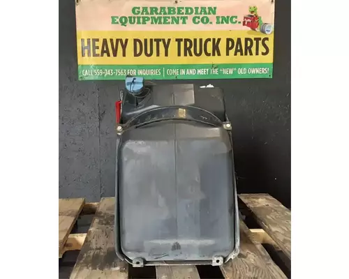 DEF Tank FREIGHTLINER Cascadia 125 Geco - Fresno