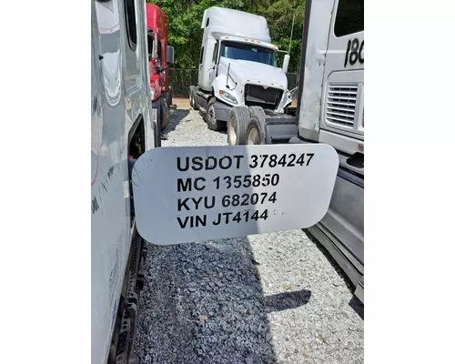 Running Board FREIGHTLINER CASCADIA 125 LKQ Evans Heavy Truck Parts