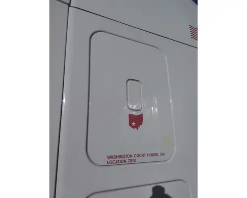 Running Board FREIGHTLINER CASCADIA 125 LKQ Evans Heavy Truck Parts