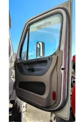 Freightliner Cascadia 125 Door Assembly, Front