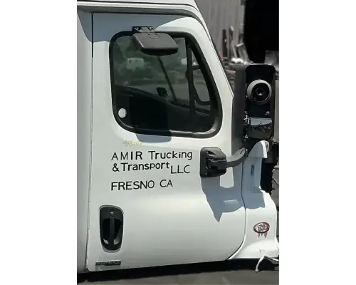 Freightliner Cascadia 125 Door Assembly, Front