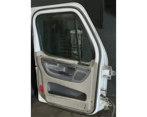 Freightliner Cascadia 125 Door Assembly, Front