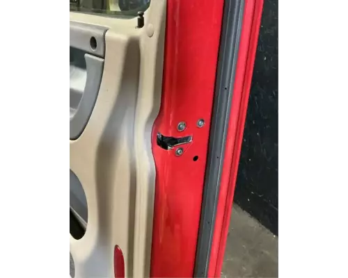 Freightliner Cascadia 125 Door Assembly, Front
