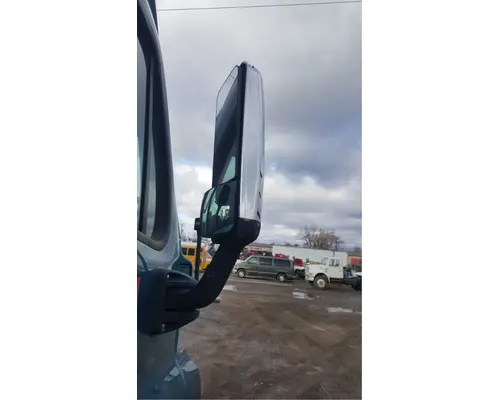 Freightliner Cascadia 125 Door Assembly, Front