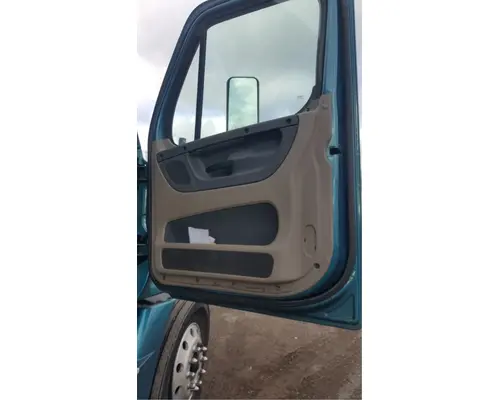 Freightliner Cascadia 125 Door Assembly, Front