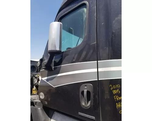 Freightliner Cascadia 125 Door Assembly, Front