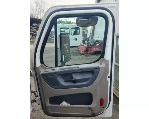 Freightliner Cascadia 125 Door Assembly, Front