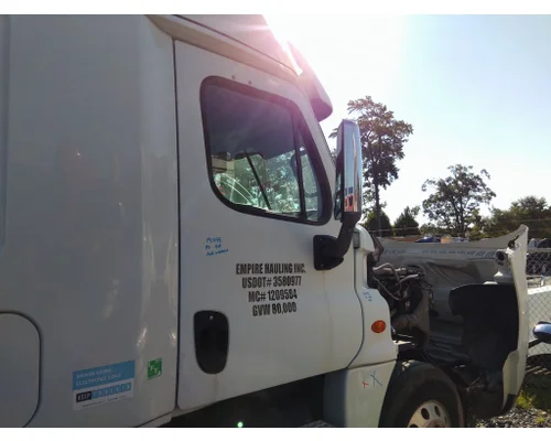 Door Assembly, Front FREIGHTLINER CASCADIA 125 LKQ Heavy Truck Maryland