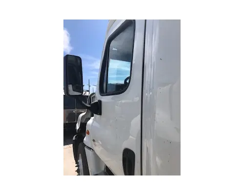 Door Assembly, Front FREIGHTLINER Cascadia 125 American Truck Salvage