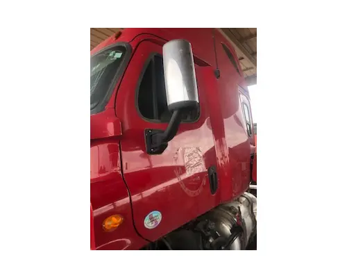 Door Assembly, Front FREIGHTLINER Cascadia 125 American Truck Salvage