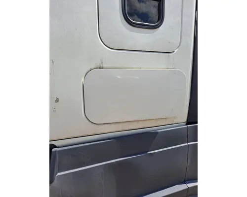 Running Board FREIGHTLINER CASCADIA 125 LKQ Evans Heavy Truck Parts