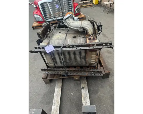 DPF (Diesel Particulate Filter) FREIGHTLINER CASCADIA 125 Camerota Truck Parts