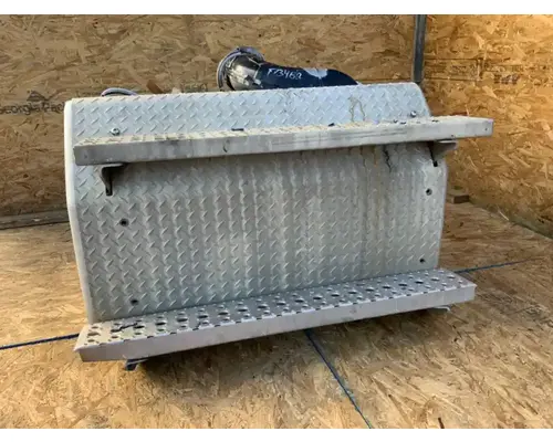 DPF (Diesel Particulate Filter) Freightliner Cascadia 125 Complete Recycling Group LLC