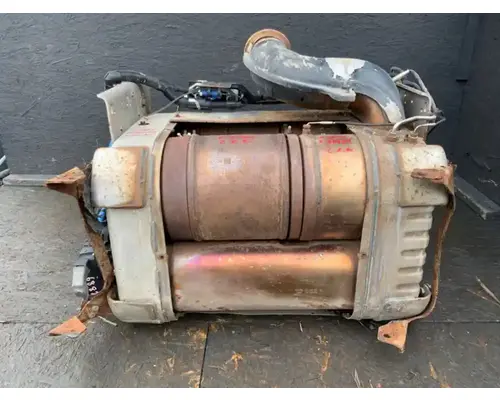 DPF (Diesel Particulate Filter) Freightliner Cascadia 125 Complete Recycling Group LLC