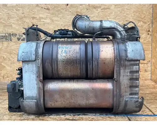DPF (Diesel Particulate Filter) Freightliner Cascadia 125 Complete Recycling Group LLC