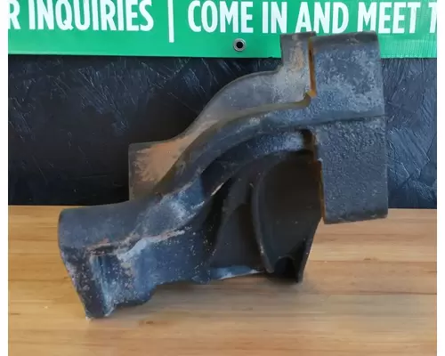 Freightliner Cascadia 125 Engine Mounts