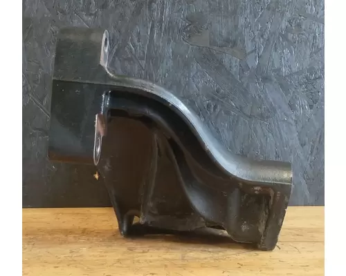 Freightliner Cascadia 125 Engine Mounts