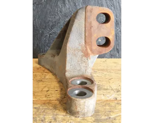 Freightliner Cascadia 125 Engine Mounts