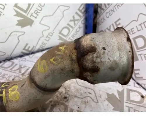 Freightliner Cascadia 125 Exhaust Pipe