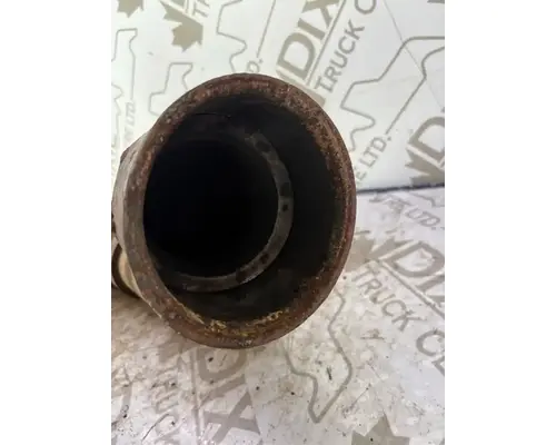 Freightliner Cascadia 125 Exhaust Pipe