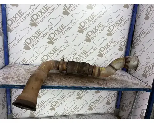 Freightliner Cascadia 125 Exhaust Pipe