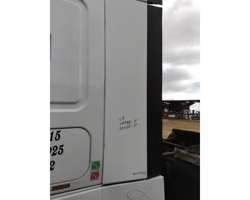 Sleeper Fairing FREIGHTLINER CASCADIA 125 LKQ Evans Heavy Truck Parts