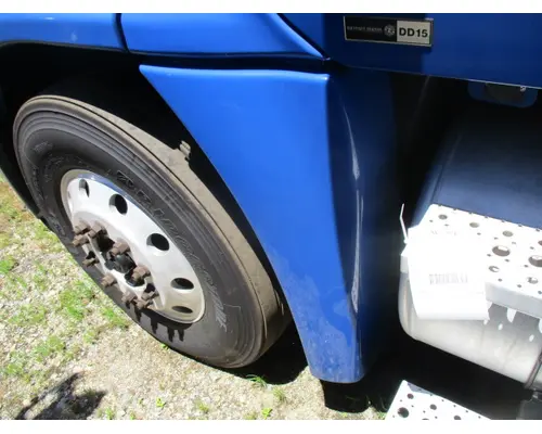 Fender Extension FREIGHTLINER CASCADIA 125 LKQ Evans Heavy Truck Parts