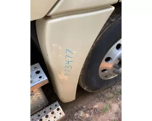 Freightliner Cascadia 125 Fender Extension